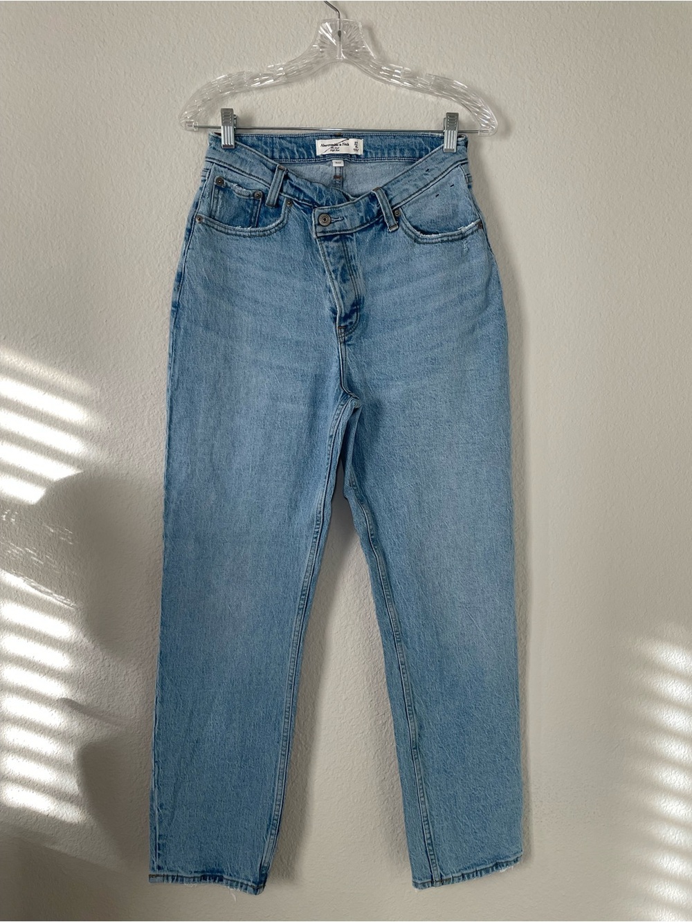 Abercrombie & Fitch Curve Love The Dad High Rise Jean Sz 4/27 Criss Cross Button